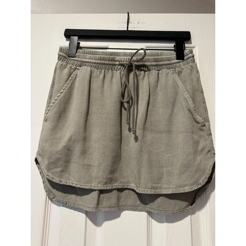 Cloth & Stone Sage Green‎ 100% Tencel Drawstring Mini Skirt. PXS